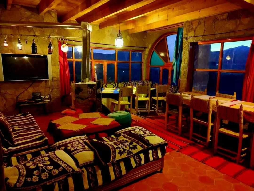Auberge Restaurant Afoud Agoudal Zewnętrze zdjęcie